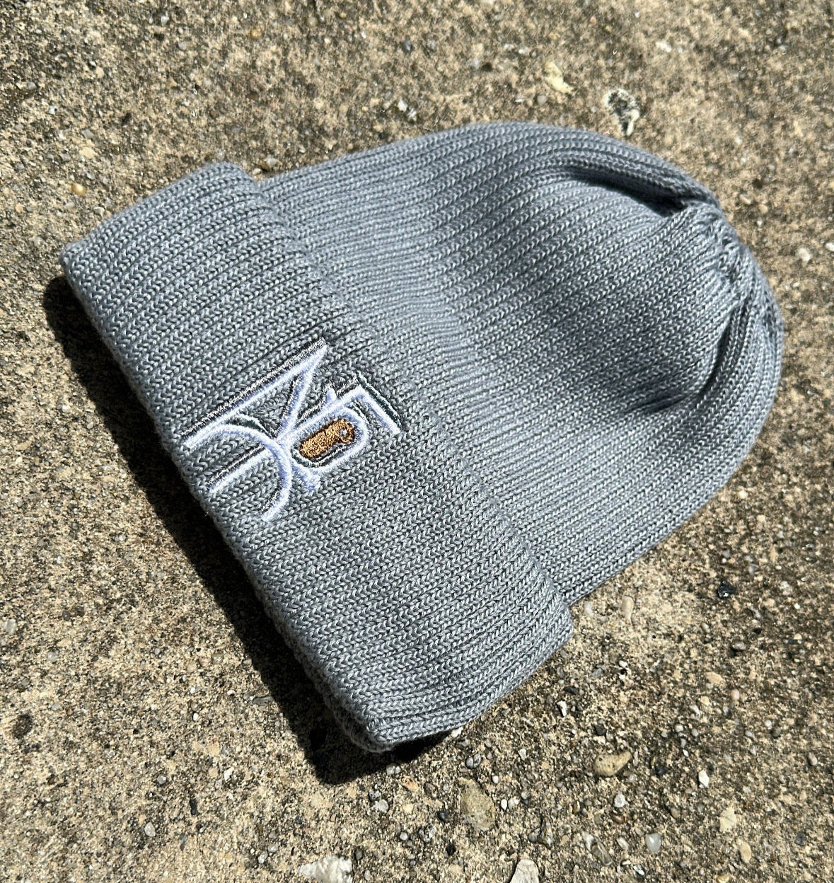 " MERF " BEANIE ( WOLF GRAY)